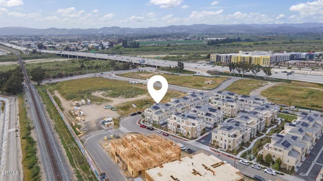 745 Winchester Drive, Oxnard CA: https://media.crmls.org/mediaz/94180dc0-a973-4c1c-89bf-b2836318bb7e.jpg