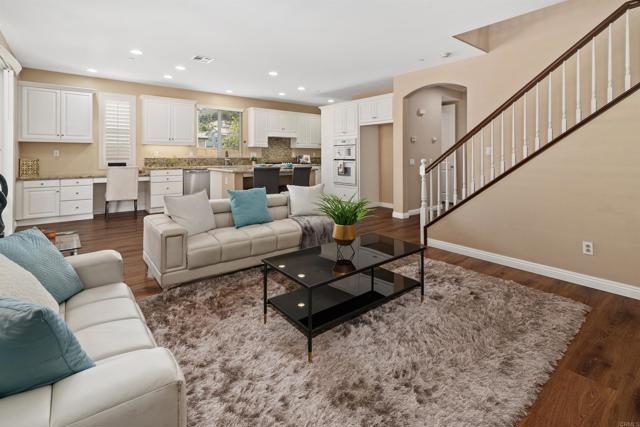 Detail Gallery Image 5 of 43 For 3709 Lake Park Rd, Fallbrook,  CA 92028 - 3 Beds | 2/1 Baths
