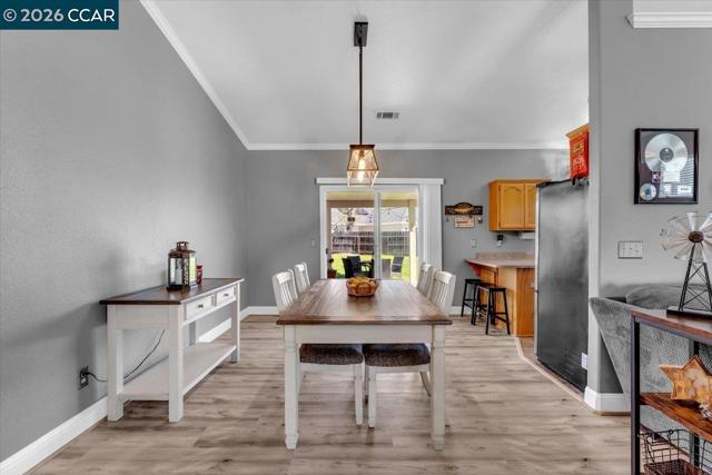 Image 10 of 33 For 19388 Bonanza King Dr