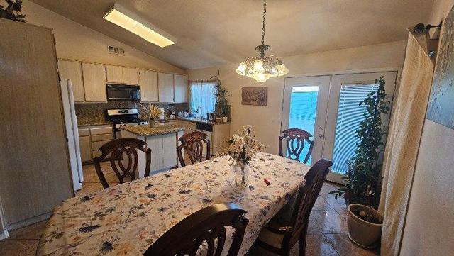 84184 Meadows Lane, Coachella CA: https://media.crmls.org/mediaz/941932a8-64e0-4e39-9745-a82e9ed78359.jpg