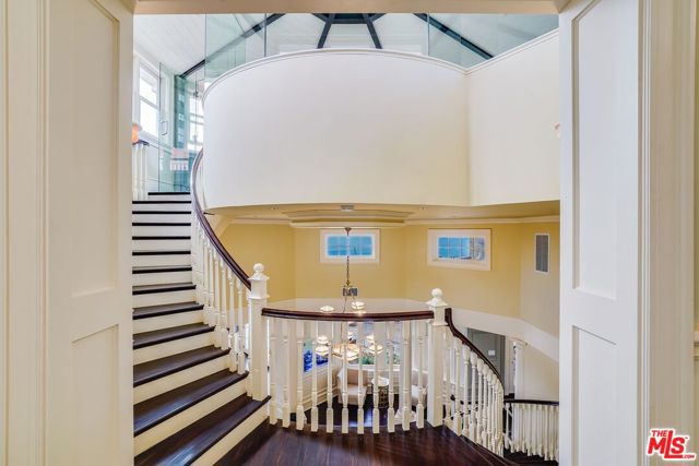 6277 Sea Star Drive, Malibu CA: https://media.crmls.org/mediaz/941935d2-2c77-49ef-839c-124e2e990a5a.jpg