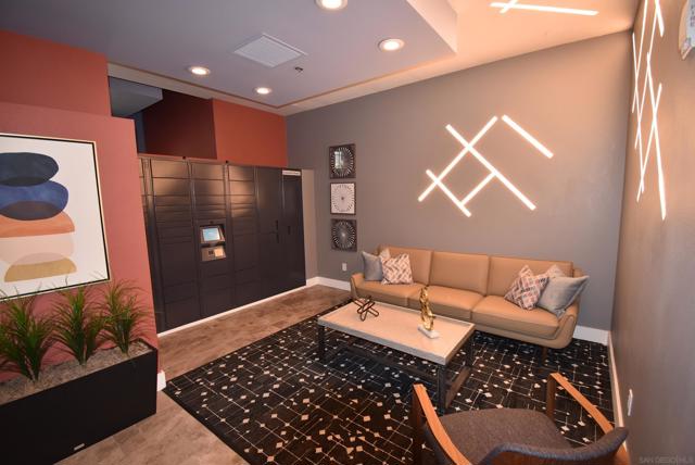 427 9th Avenue, San Diego CA: https://media.crmls.org/mediaz/94193e8b-1aa5-496c-8a55-cbb8bad4b51d.jpg