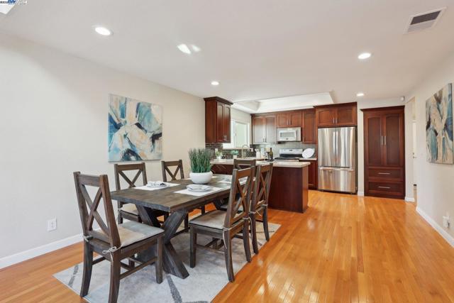 Image 11 of 59 For 34348 Atteridge Ct