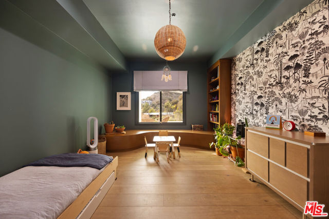 Image 27 of 57 For 2671 Astral Drive