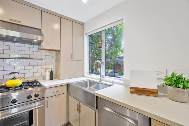 645 Maybell Avenue, Palo Alto CA: https://media.crmls.org/mediaz/941ac2b3-1a58-44a6-a23c-6fa9a6276e87.jpg