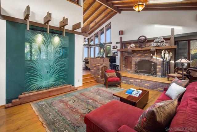 936 Cornish, San Diego CA: https://media.crmls.org/mediaz/941c2bb1-6c35-4a17-9713-52cc41f294d8.jpg