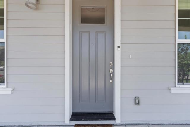 655 Lewis Street, King City CA: https://media.crmls.org/mediaz/941c558b-03dd-459e-b0e3-558891a2e198.jpg