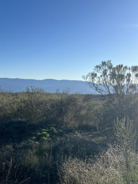 Detail Gallery Image 5 of 9 For 1 Overton, Hemet,  CA 92544 - – Beds | – Baths