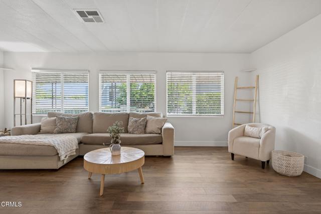 Detail Gallery Image 4 of 24 For 226 Youmans Dr #226,  Ventura,  CA 93003 - 3 Beds | 2 Baths