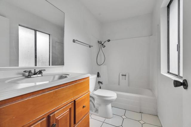 Detail Gallery Image 24 of 38 For 2211 Calle Jalapa #109,  West Covina,  CA 91792 - 3 Beds | 3 Baths