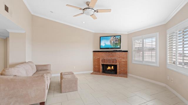 1806 McKee St, San Diego CA: https://media.crmls.org/mediaz/941f7870-3612-4b96-8722-1727725b5d12.jpg