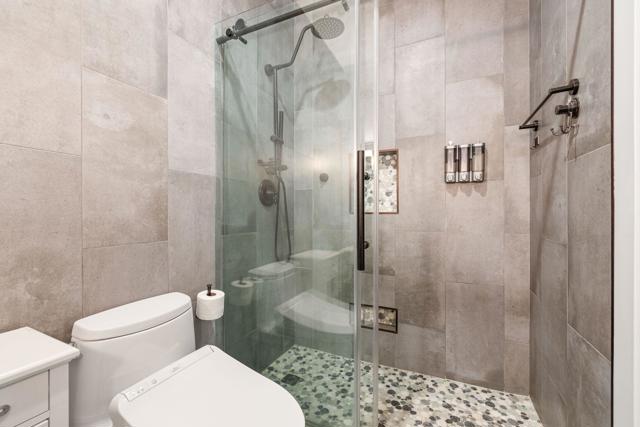 43875 Milan Court, La Quinta CA: https://media.crmls.org/mediaz/941ff7d4-b5ae-4be5-bbec-3417d9cd216e.jpg