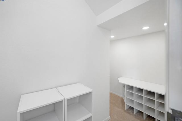 24948 Campus Dr, Hayward CA: https://media.crmls.org/mediaz/9420e12d-62da-40ea-96dd-982d9657f01a.jpg