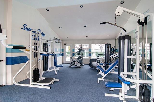 10656 Aderman Avenue, San Diego CA: https://media.crmls.org/mediaz/9421646c-1052-4ff8-96bf-9e03e46d604c.jpg