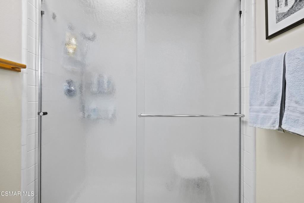 https://media.crmls.org/mediaz/94218e20-2125-4ee3-bd60-240ab8403216.jpg?preset=X-Large