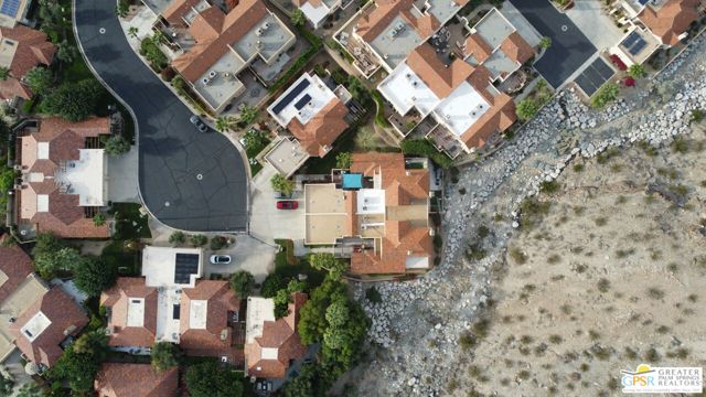 2857 Greco Court, Palm Springs CA: https://media.crmls.org/mediaz/9421e143-405e-43d1-87ca-03a8d61eb29a.jpg