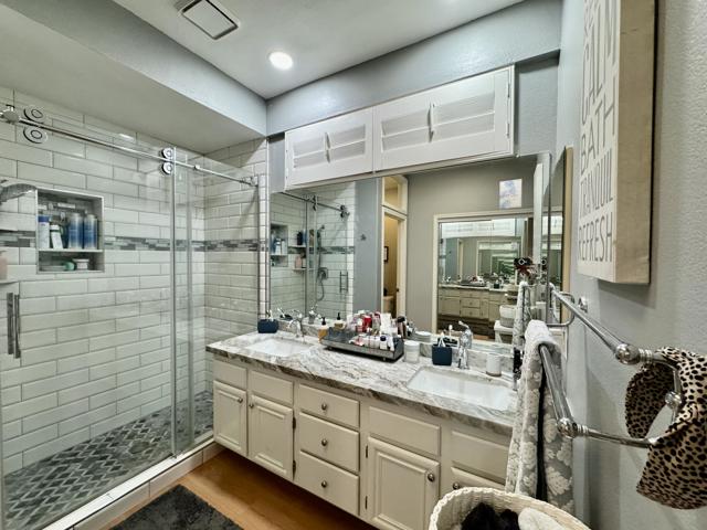 Image 11 of 23 For 37511 Golden Pebble Avenue