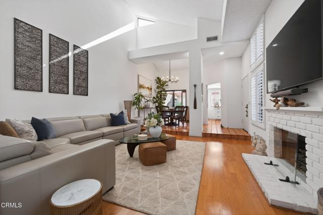 Detail Gallery Image 11 of 65 For 3683 via Pacifica Walk, Oxnard,  CA 93035 - 3 Beds | 3 Baths