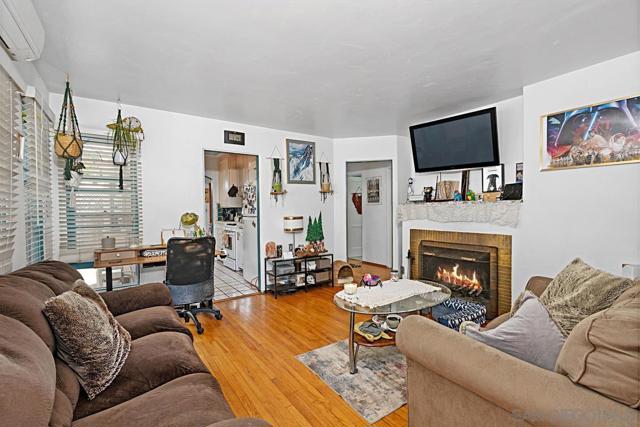 3483 3485 Olive Street, San Diego CA: https://media.crmls.org/mediaz/942515ea-1fb1-43a9-8690-b89115553108.jpg