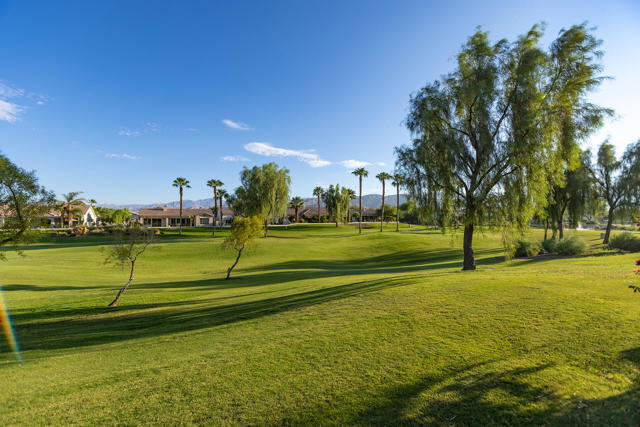 80818 Avenida San Ignacio, Indio CA: https://media.crmls.org/mediaz/9425afcb-e02a-41ff-8652-320ccaf62fed.jpg