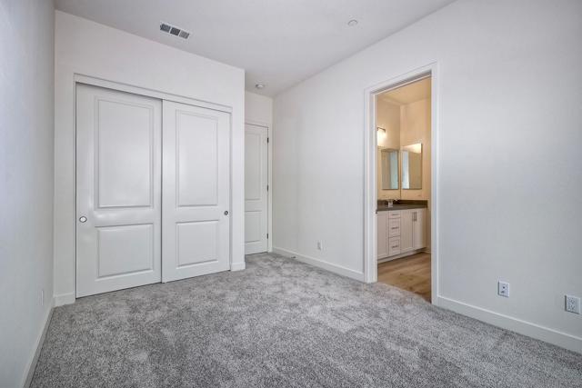 Image 19 of 26 For 29553 Viking View Ln