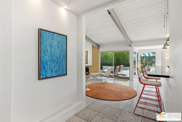 844 N Topaz Circle, Palm Springs, CA 92262