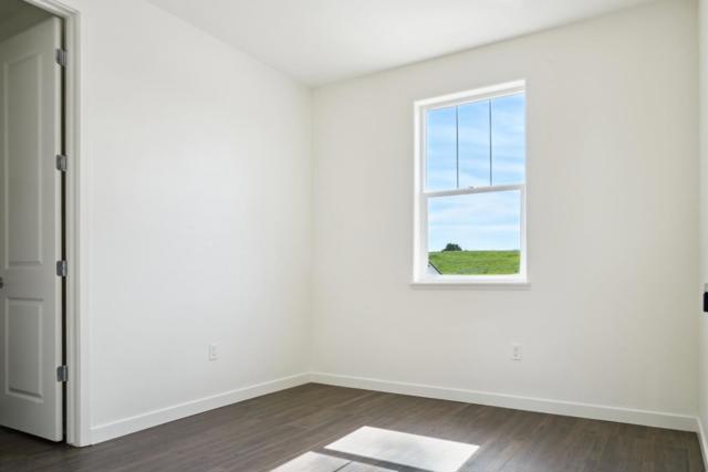 185 Tanoak Street, Hollister CA: https://media.crmls.org/mediaz/94270c06-493f-47d2-b419-ce30571a1342.jpg