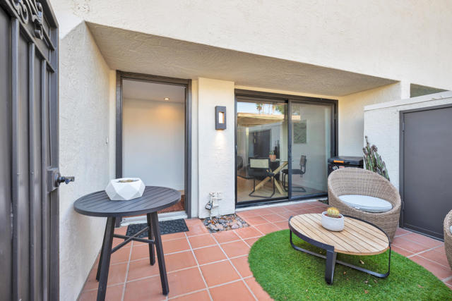 45451 Lupine Lane, Palm Desert CA: https://media.crmls.org/mediaz/942773be-f139-44d0-9996-f135dd501a77.jpg