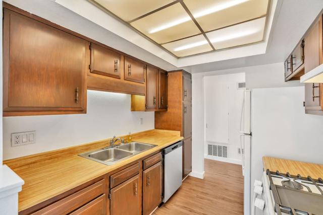 2416 N Main Street, Salinas CA: https://media.crmls.org/mediaz/9427ae8e-7f69-4713-941d-41288940bb98.jpg