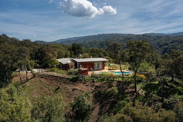640 Los Trancos Road,  CA: https://media.crmls.org/mediaz/9428c345-bb42-40da-a545-43622dae6cae.jpg