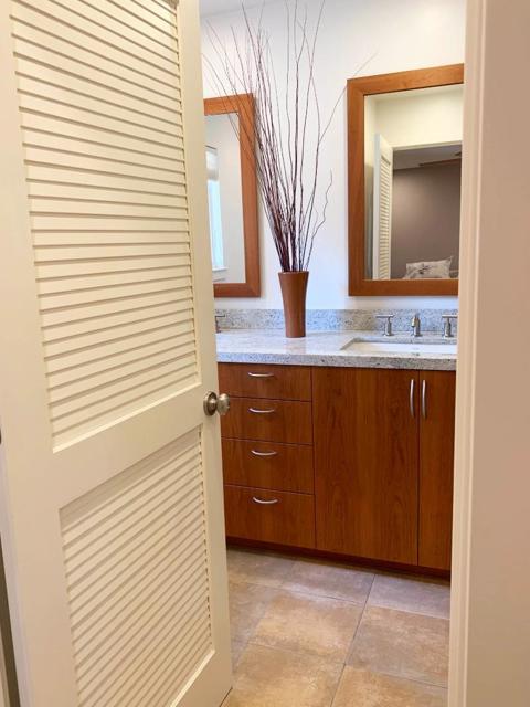 40586 Saddleback Road, Bass Lake CA: https://media.crmls.org/mediaz/9429f949-88c8-4aac-810c-f15d671613a3.jpg