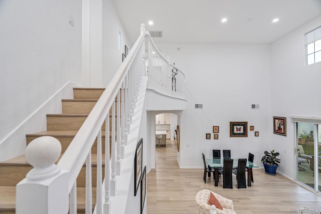 550 Echo Lane - photo 14