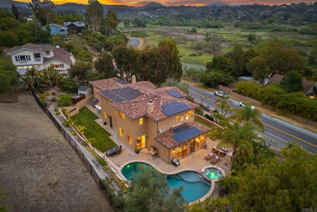4149 Manchester Avenue, Encinitas CA: https://media.crmls.org/mediaz/942b82d2-d2a5-4ccc-9ae0-3093911612db.jpg