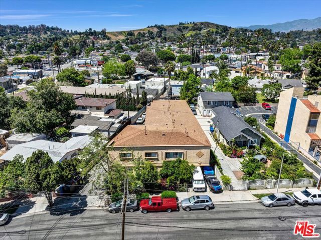 Image 3 of 15 For 5005 Axtell Street