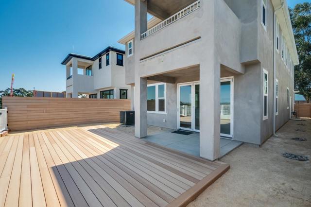 2942 Copley Ave, San Diego CA: https://media.crmls.org/mediaz/942e9a36-ad26-4135-9852-e14a71a73bb2.jpg