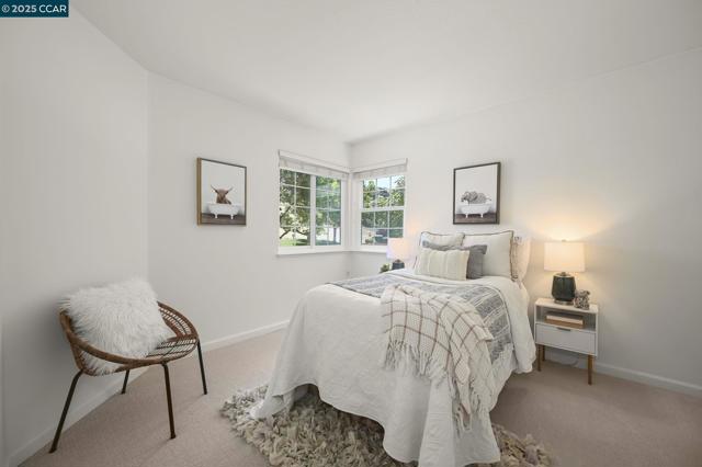 2120 Shady Creek Pl, Danville CA: https://media.crmls.org/mediaz/942ebf8f-d0d3-4484-b186-58edd47337bc.jpg