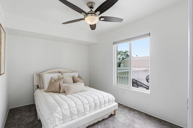 Detail Gallery Image 13 of 21 For 1089 Woodlake Drive, Cardiff By The Sea,  CA 92007 - 3 Beds | 3 Baths