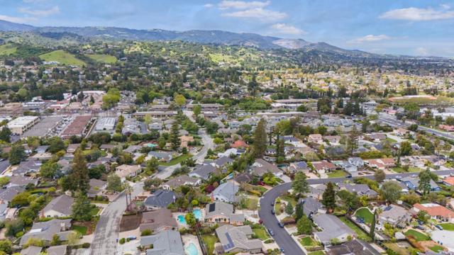 Image 42 of 44 For 20304 Carol Lane