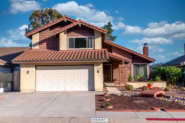 Detail Gallery Image 2 of 38 For 10491 Moorpark St, Spring Valley,  CA 91978 - 4 Beds | 3 Baths