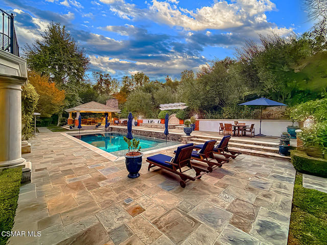 581 Lakeview Canyon Road, Westlake Village CA: https://media.crmls.org/mediaz/94330587-3c77-455d-896b-698207d8da9e.jpg