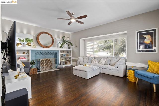 Image 2 of 54 For 5205 Cole St