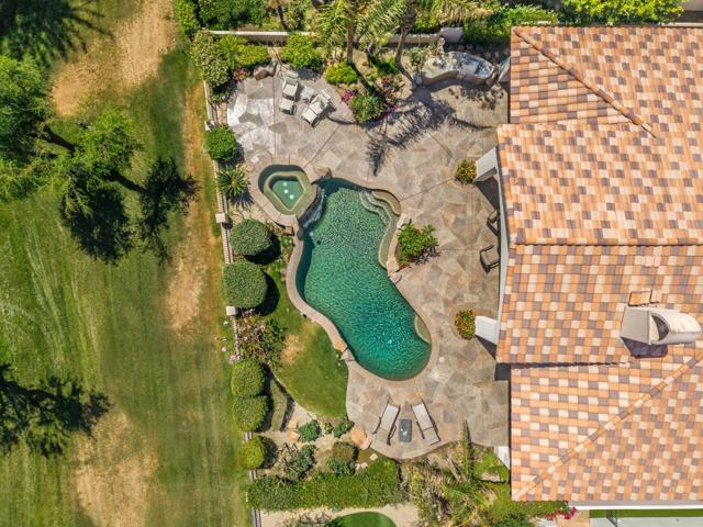 78975 ViA Carmel, La Quinta CA: https://media.crmls.org/mediaz/9434f21f-fdd8-47bc-8a5b-d48f9e11d3f2.jpg