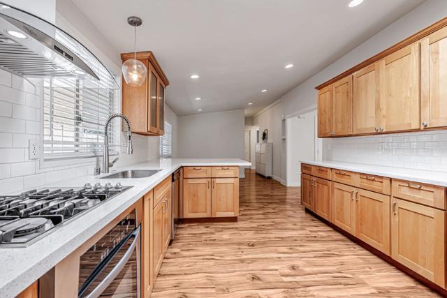 125 N Mary Avenue, Sunnyvale CA: https://media.crmls.org/mediaz/9435160a-7500-4a53-8095-09a1173de6db.jpg