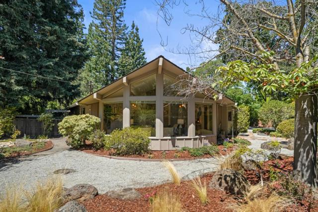 89 Fair Oaks Lane, Atherton CA: https://media.crmls.org/mediaz/94356dac-7ea4-465c-bfa5-8fb9b20f8aab.jpg