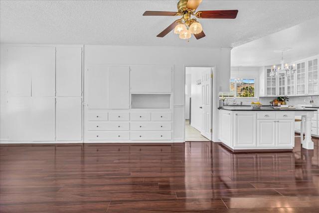 4125 Prunedale Avenue, Gilroy CA: https://media.crmls.org/mediaz/943672b2-e8cd-49a4-af72-6c2eec560f73.jpg