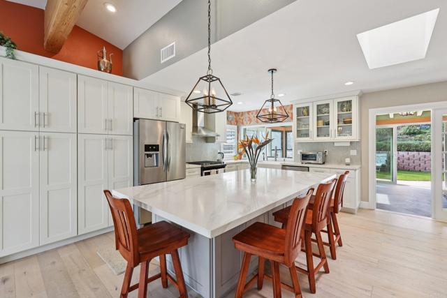 Detail Gallery Image 12 of 51 For 1767 Woodbine Pl, Oceanside,  CA 92054 - 3 Beds | 2 Baths