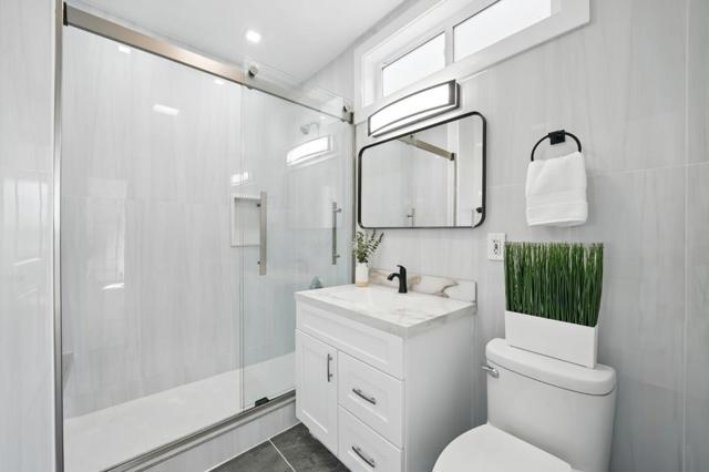 2687 45th Avenue, San Francisco CA: https://media.crmls.org/mediaz/94375829-8adb-45a2-9fdf-2d762e3ff3a5.jpg