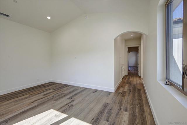 5808 Lake Vista Dr., Bonsall CA: https://media.crmls.org/mediaz/94377ad5-1d6f-48f3-a0bd-8ee105d4a1e2.jpg