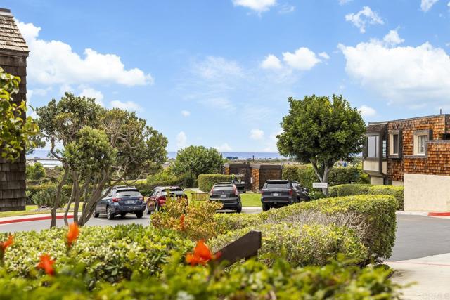 12859 Caminito del Canto, Del Mar CA: https://media.crmls.org/mediaz/94378c0e-aa3d-4aaf-8c77-07d09d377aaa.jpg