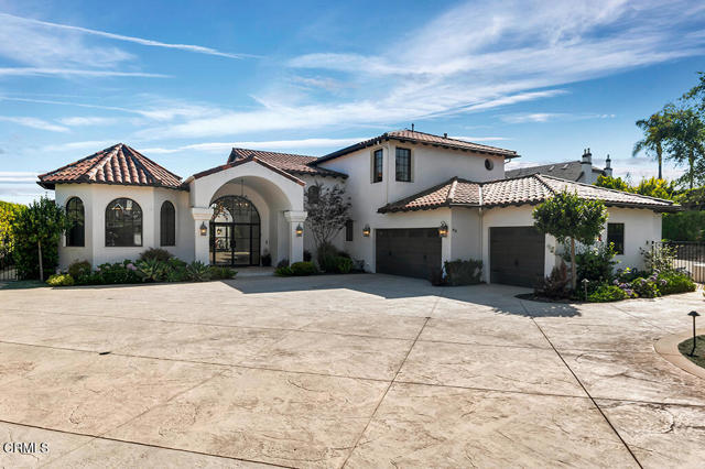 45 Valley Vista Drive, Camarillo CA: https://media.crmls.org/mediaz/9437b441-f59e-43b1-ab4a-cb8e12611ec5.jpg